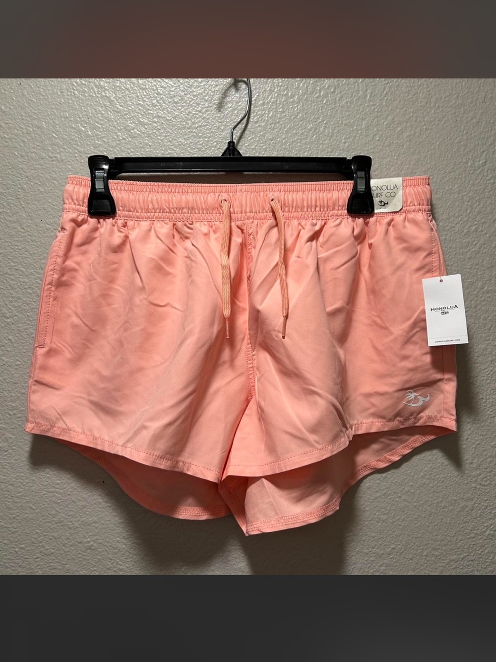 Honolua Surf Co. Shorts in Peach
